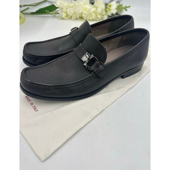 Men\'s Salvatore Ferragamo Gancini Pebble grain loafers size 9E made in Italy main image 7